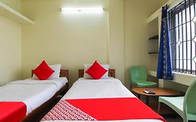 Hotel O Royal Residency